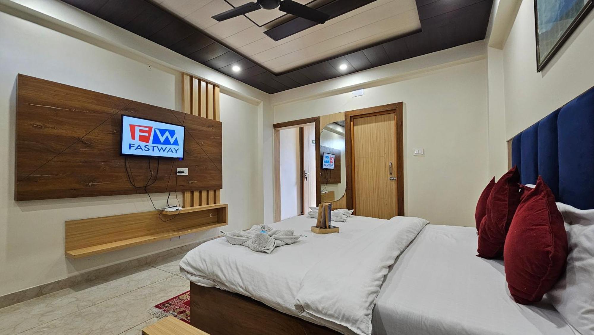 Green View Hotel And Restaurant McLeod Ganj Esterno foto