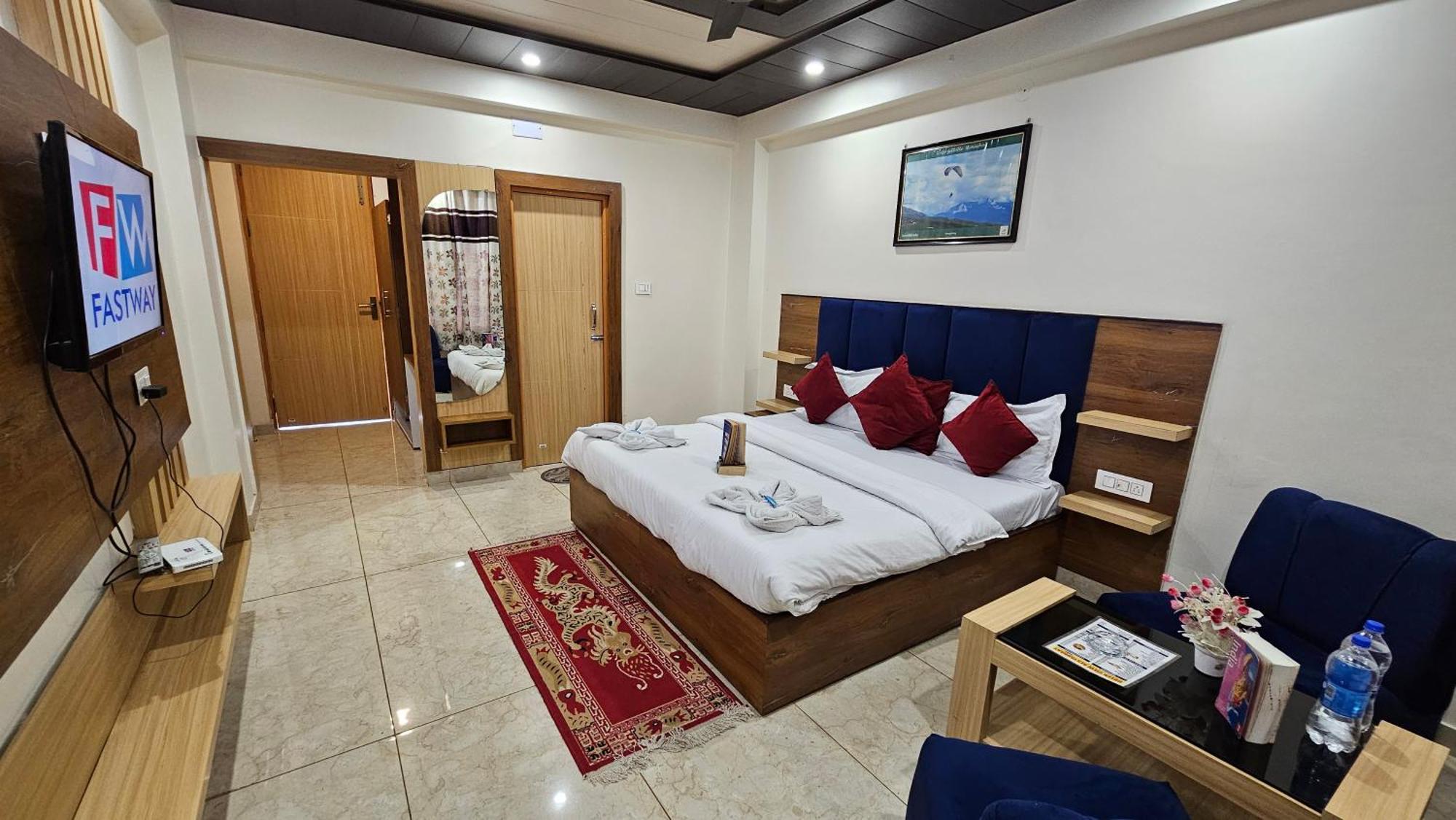 Green View Hotel And Restaurant McLeod Ganj Esterno foto