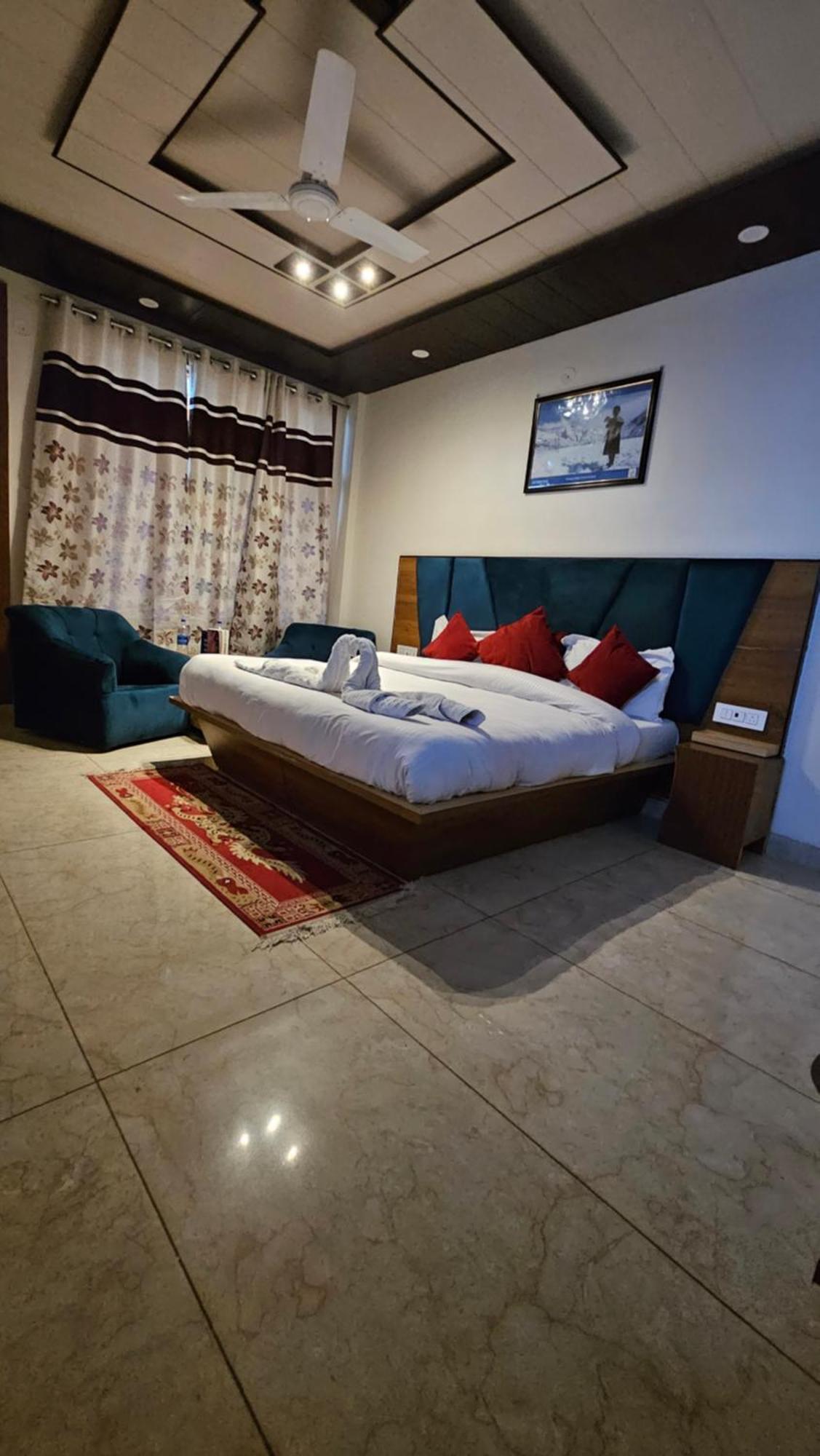 Green View Hotel And Restaurant McLeod Ganj Esterno foto