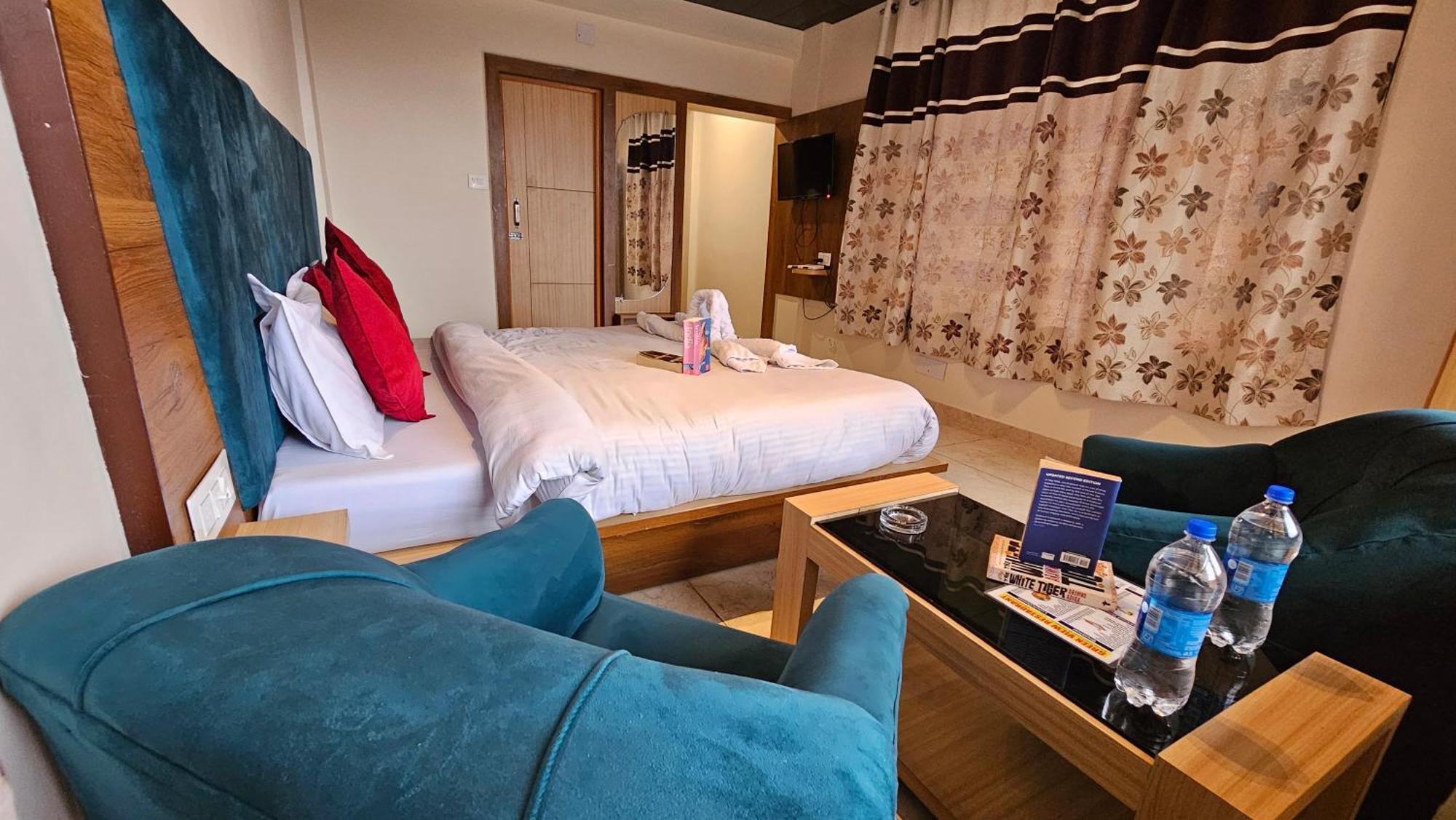 Green View Hotel And Restaurant McLeod Ganj Esterno foto